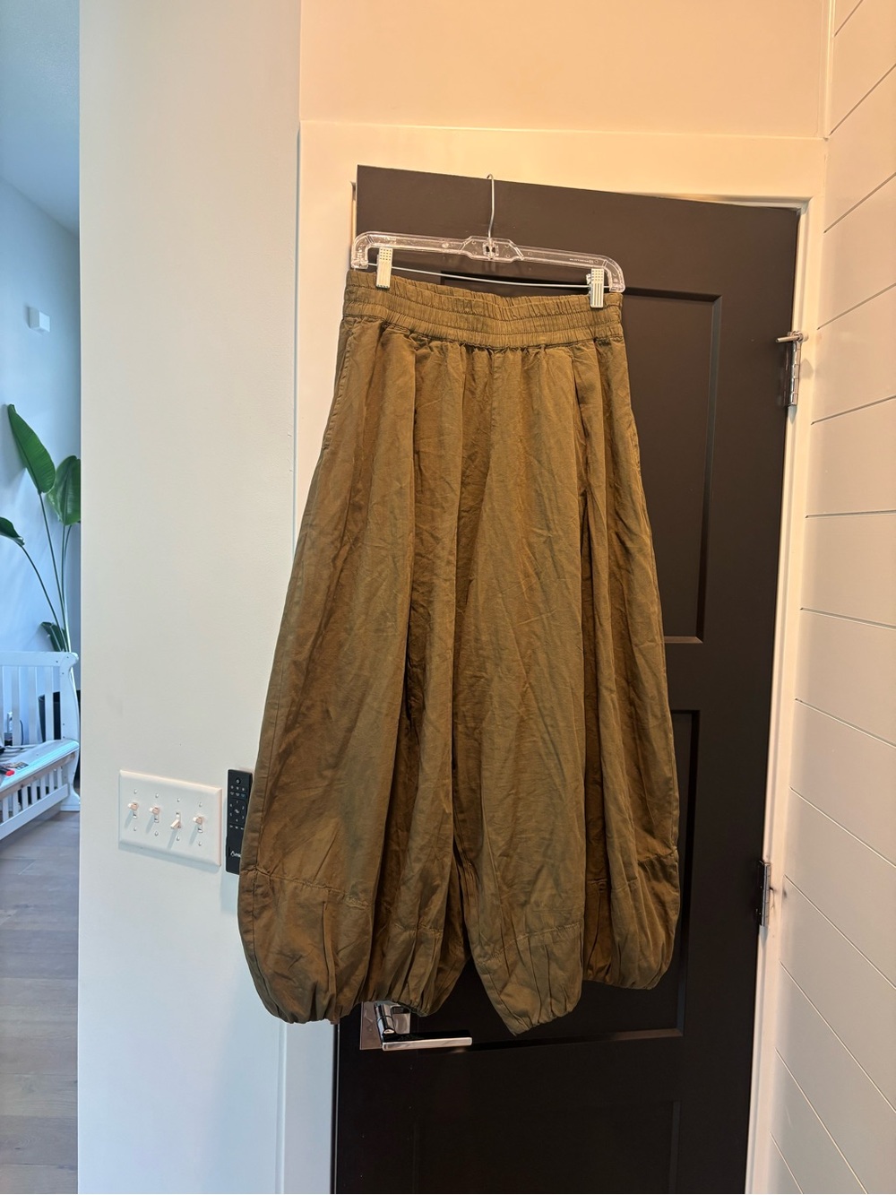Free People Moonflower Pull On Balloon Pants XS Sage Dark Green Harem Wide Leg - Picture 6 of 12